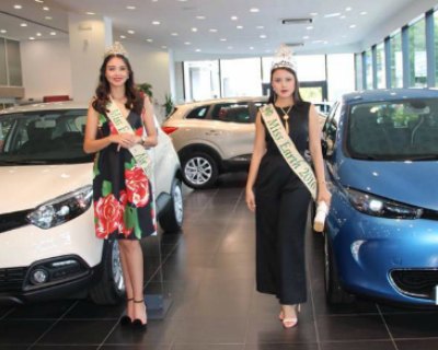 Katherine Espin and Michelle Gomez visited Renault Zoe Showroom in Reunion Island