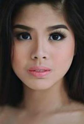 Chezka Paulina Carandang