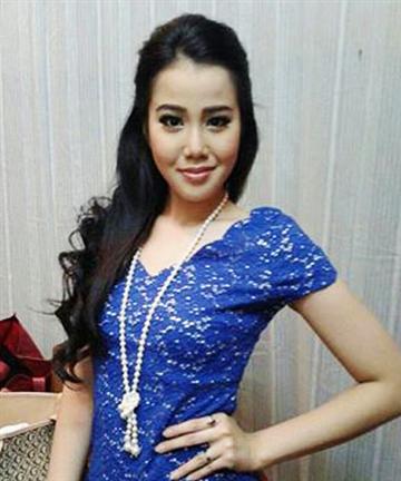 Dewi Liana Seriestha