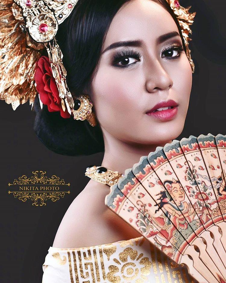 Biografi Profil Biodata Sri Maya Dian Puteri Indonesia NTB 2017