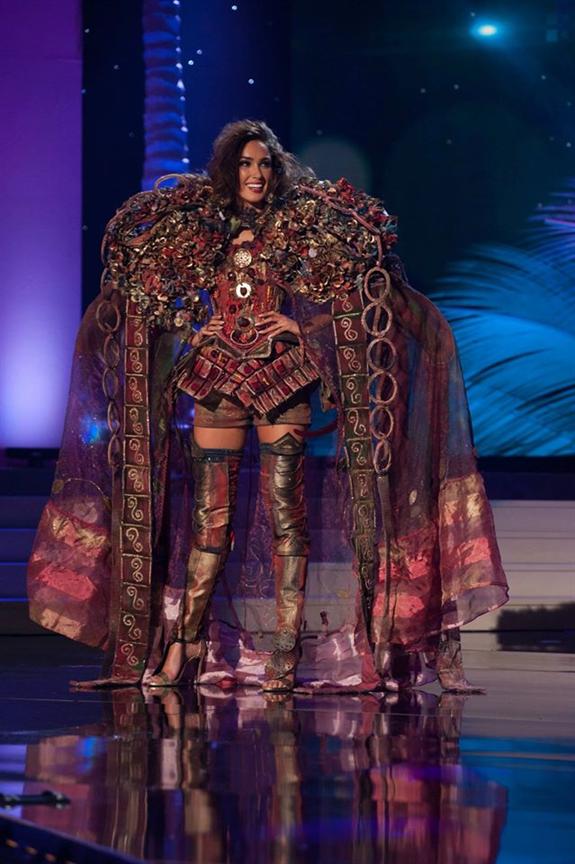 Lisa Madden Miss Universe Ireland 2014 National Costume