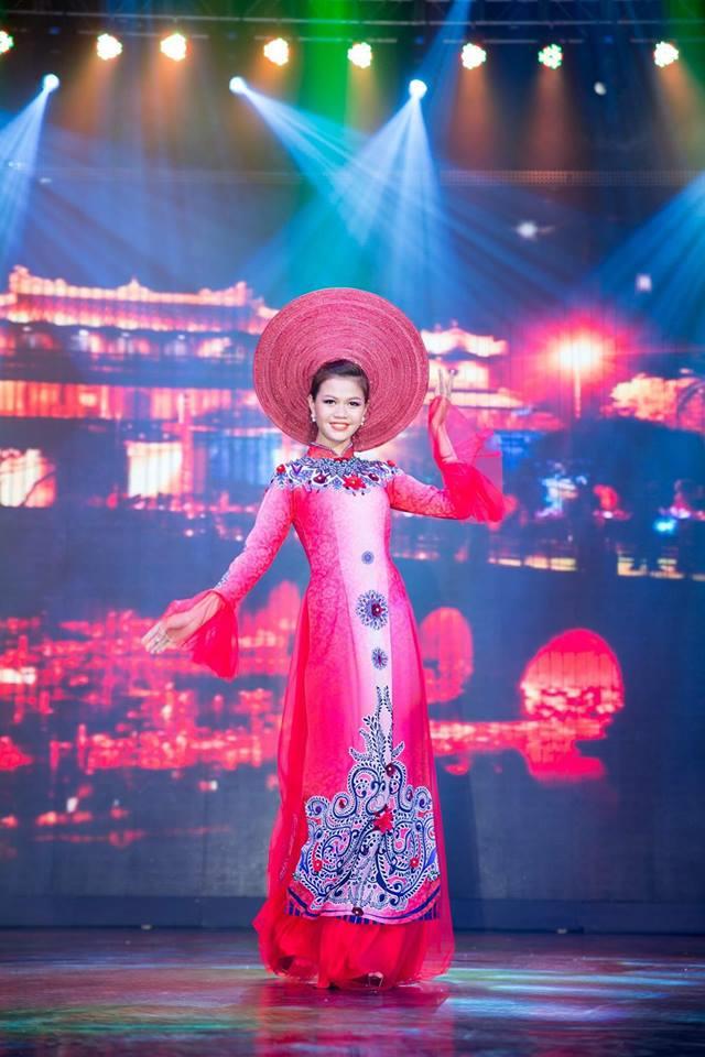 Miss Universe Vietnam 2017 Photos Angelopedia 
