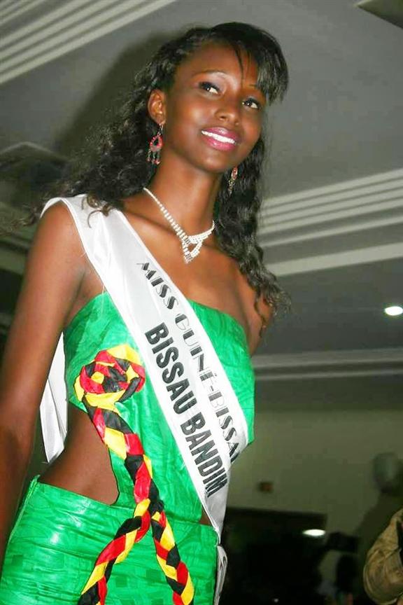 ★★★★★ ROAD TO MISS WORLD 2017 ★★★★★ - Page 3 VRTS9VPO60Guinea%20Bissau3