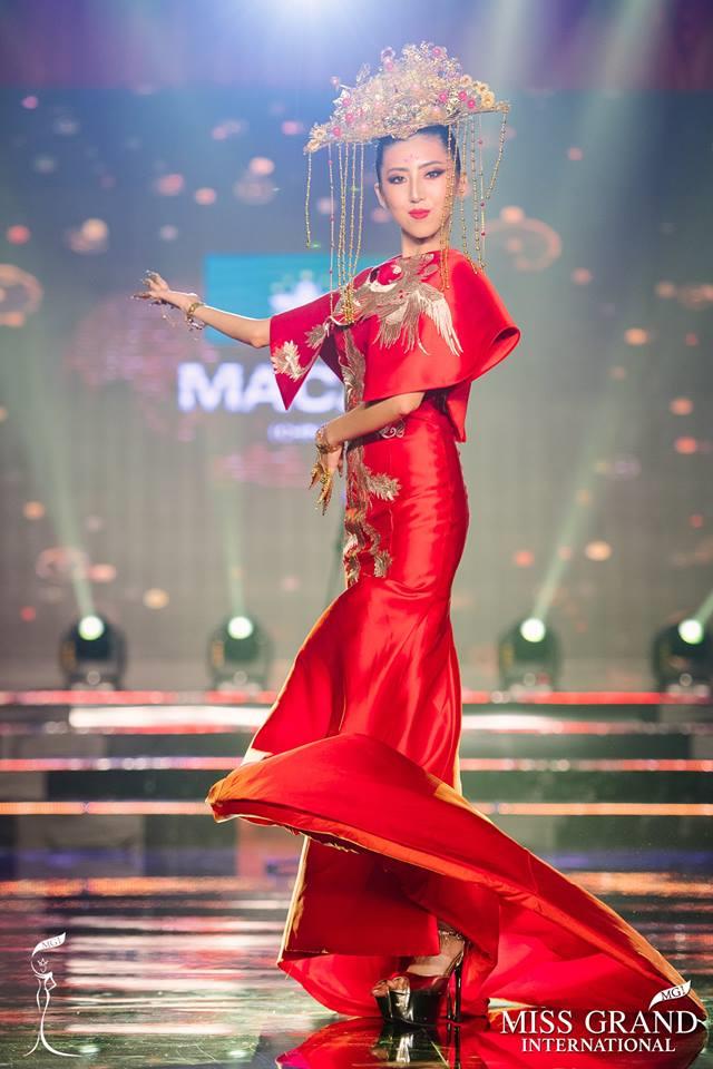 Kayii Lei Miss Grand Macau 2017 during national costume competition
