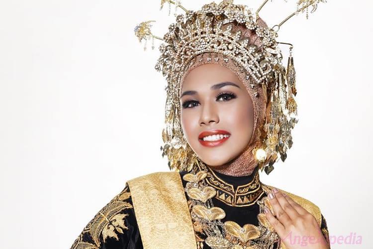 Nandia Deva Puspa Dewi representing Aceh