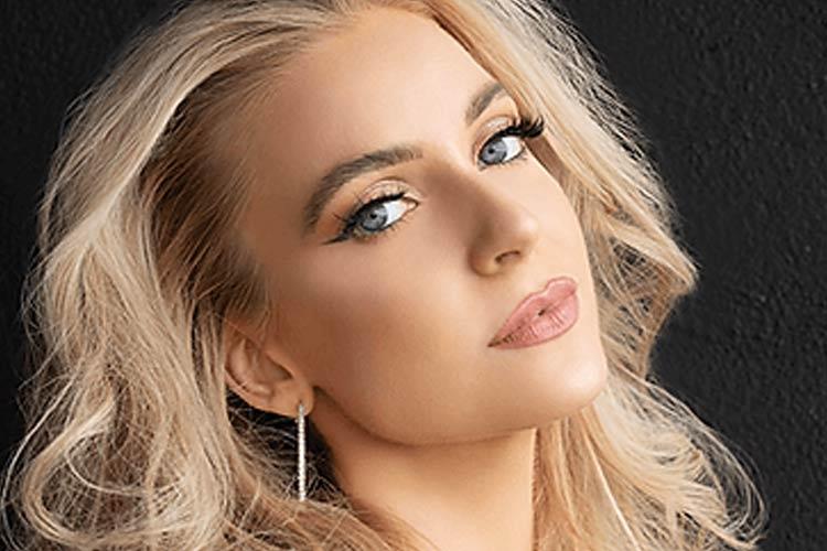Elisa Groa Steinporsdottir Miss Universe Iceland For Miss Universe 2021