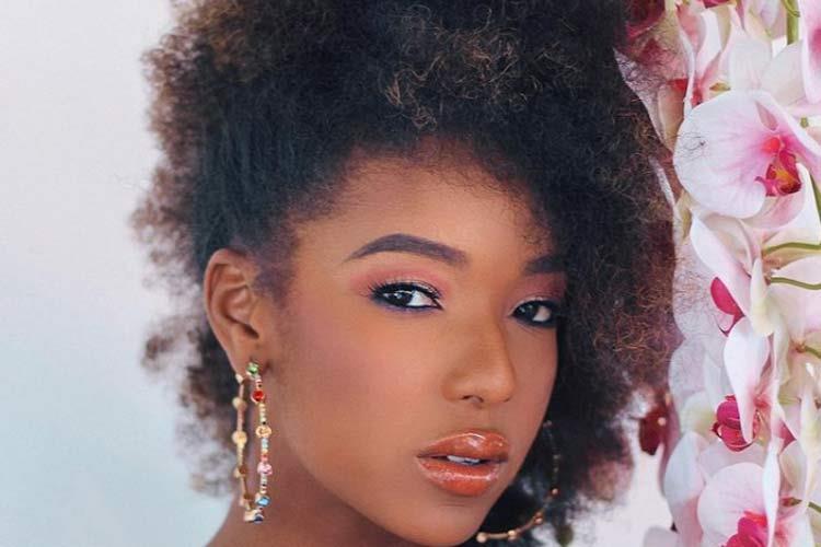 Miss Universe Aruba 2021 Thessaly Zimmerman