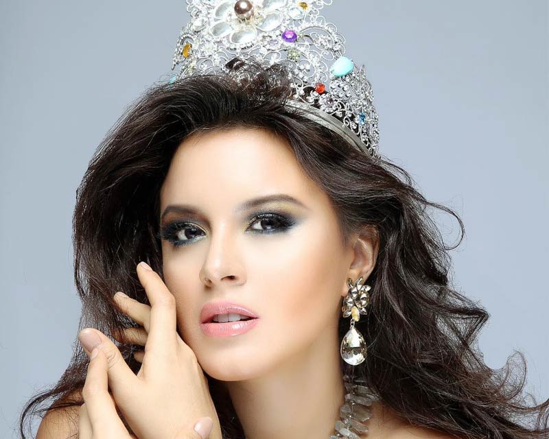 Miss Earth 2016 Katherine Espin, the new National Director of Miss Earth Ecuador