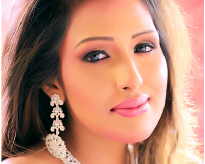 Thilini Amarasuriya Crowned Miss World Sri Lanka 2015