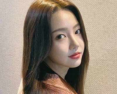 Kim Hye Jin crowned Miss Korea 2020