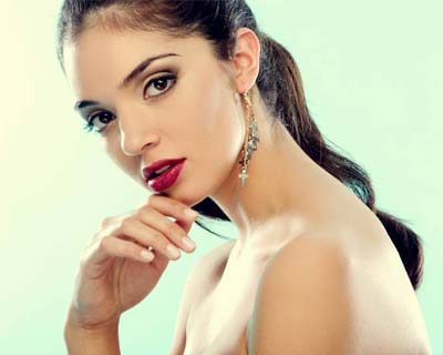 Daniela Mirón crowned Miss World Argentina 2015
