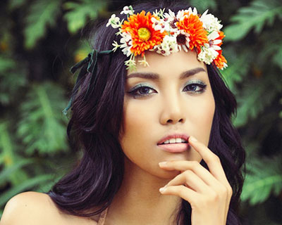 Tran Ngoc Lan Khue crowned as the Miss World Vietnam 2015