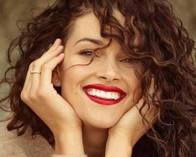 Miss World 2014 Rolene Strauss launches new book ‘Rediscover Your Self Confidence’