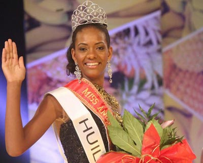 Witney Shikongo from Huila crowned as Miss Angola 2015