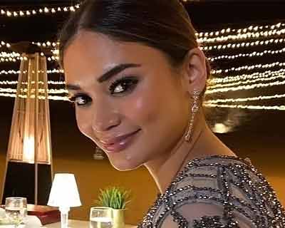 Miss Universe 2015 Pia Wurtzbach receives the award for ‘Woman of the Year’