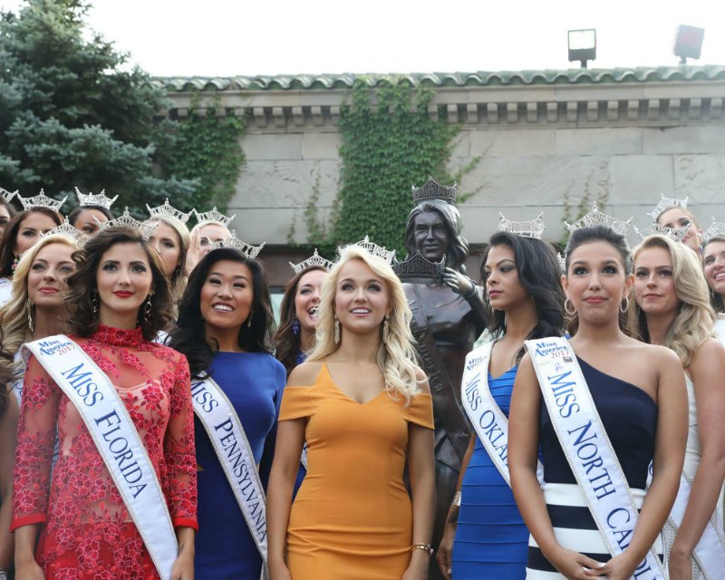 Miss America 2018 finalists receives hearty welcome in Atlantic City