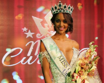 Chanelle de Lau crowned as Miss Universe Curaçao 2016
