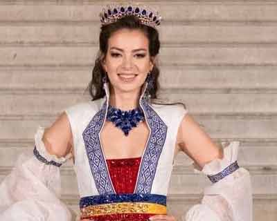Romania’s Carmina Coftas pays homage to Queen Marie of Romania through her national costume for Miss Universe 2021