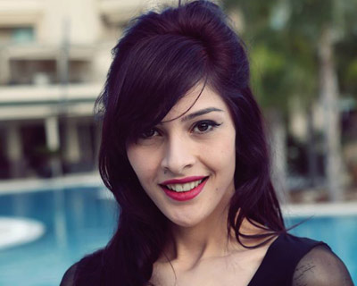 Rawia Djbeli crowned Miss World Tunisie 2015