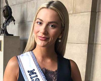 Sarah Rose Summers awarded with Nebraska Admiral, the highest honor of the state