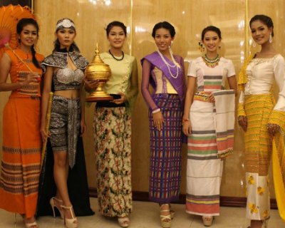 Miss Earth Myanmar 2017 finalists flaunt innovative creation at Eco Fashion Show