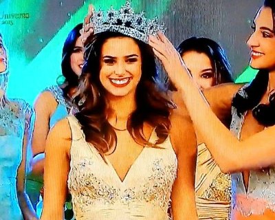 Sherika De Armas crowned Miss Mundo Uruguay 2015
