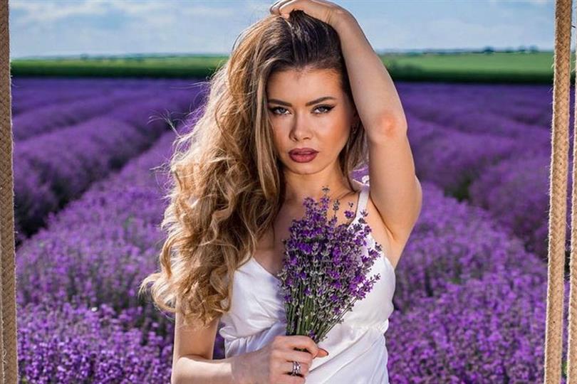 0AYDZNH0D3Kristina-main.jpg