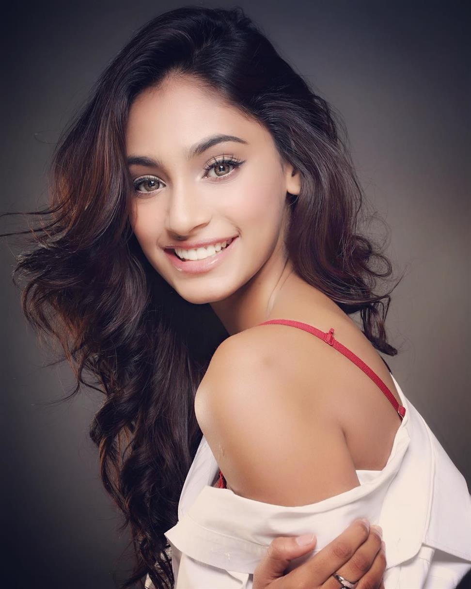 Miss India 2018 Anukreethy Vas to make her acting debut