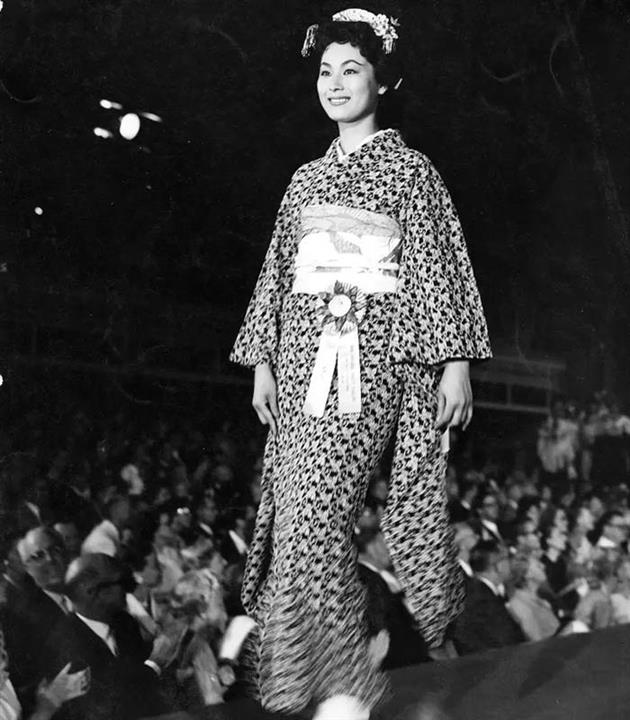 Akiko Kojima of Japan at Miss Universe 1959