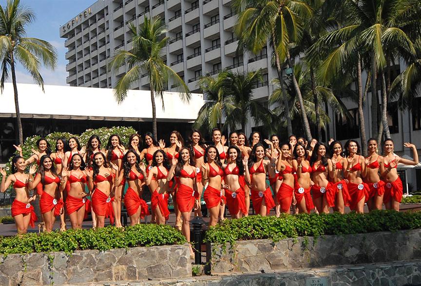 Bb Pilipinas 2014 swimsuit presentation