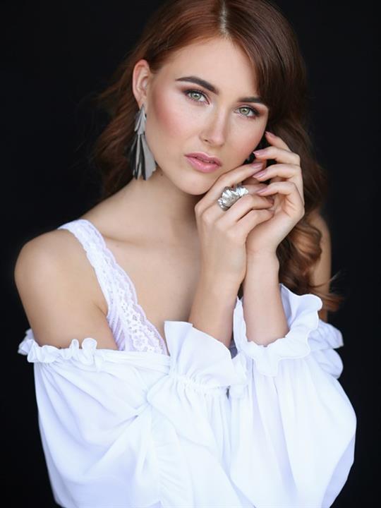 Ceska Miss 2018 Top 5 Hot Picks by Angelopedia