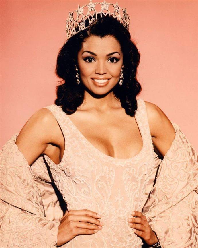 Mourning the loss of Miss Universe 1995 Chelsi Smith