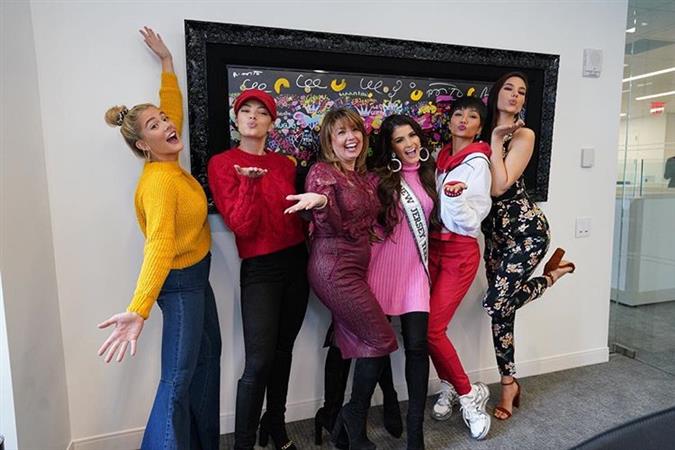 Miss Universe beauties enjoy the day of love together in New York City