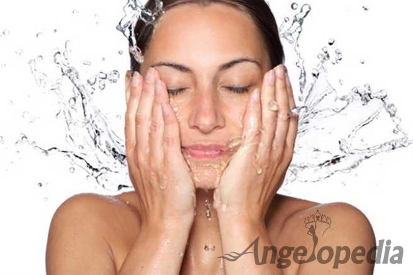 Easy Breezy Ways to Keep Your Skin Summer Proof