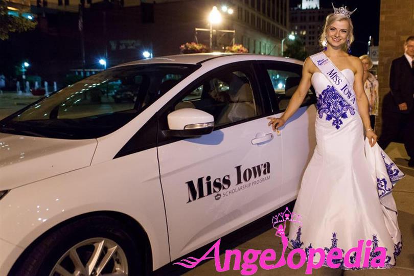 Chelsea Dubczak crowned as Miss Iowa 2017 for Miss America 2018