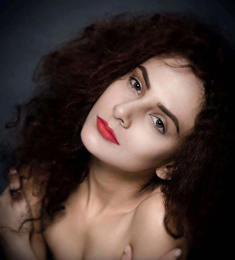Dancing, Stunts, Wardrobe Malfunction and more on India’s Next Top Model Season 4